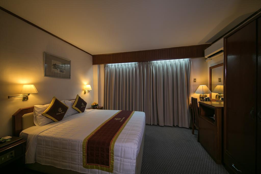 Asian Hotel Хошимин Екстериор снимка