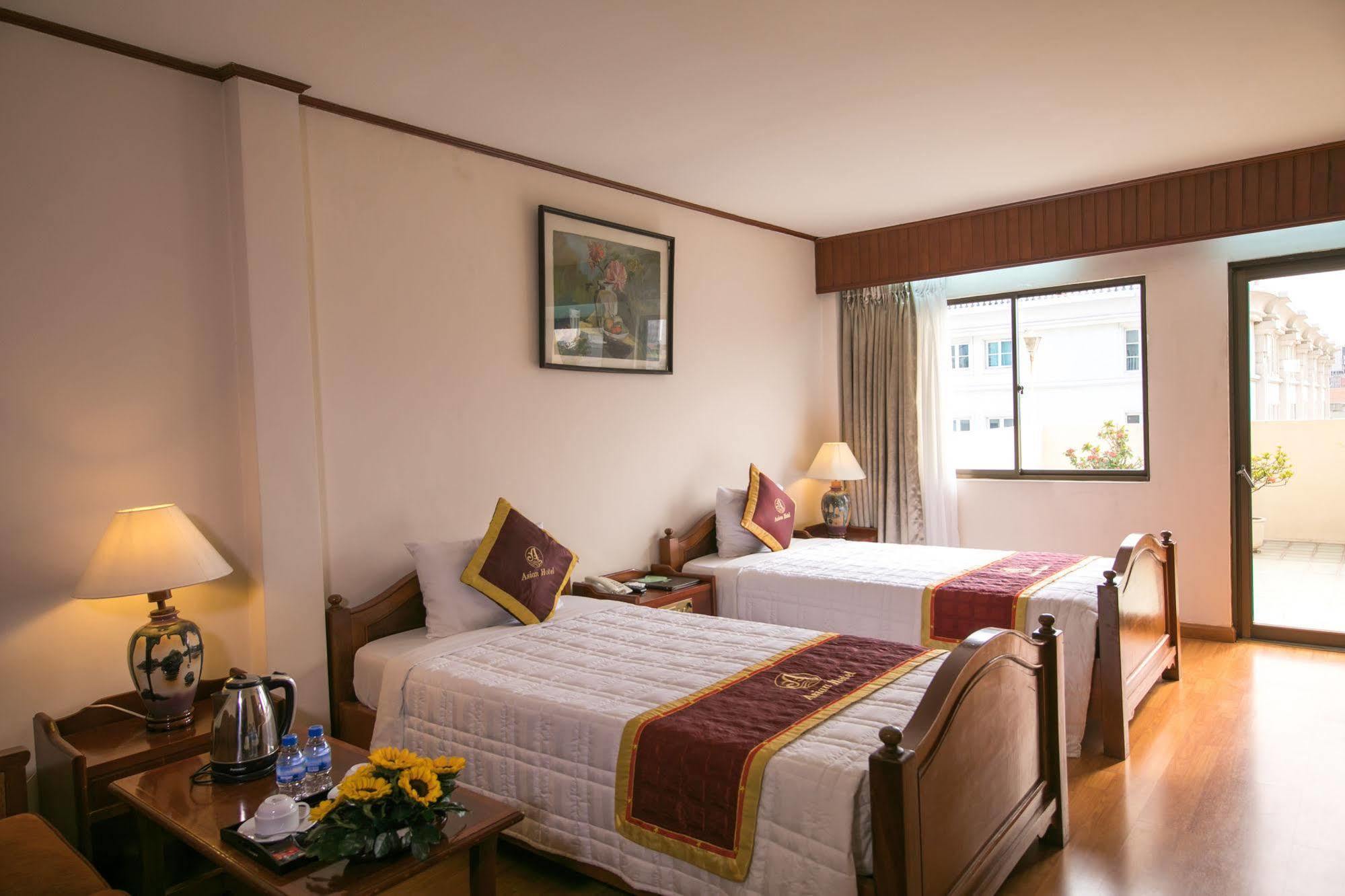 Asian Hotel Хошимин Екстериор снимка